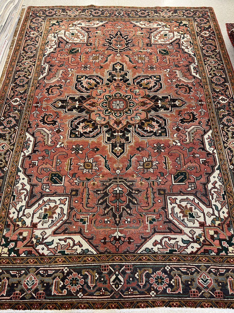 Rug Design: Serapi Persian Rug#: 5239 Rug Size: 8.2 ft x 11.2 ft