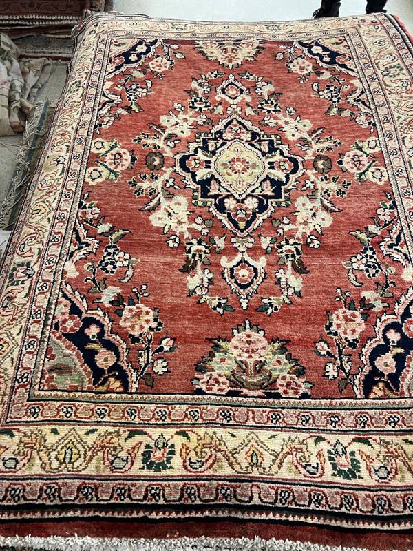 Rug Design: Mahal Persian Rug#: 2006 Rug Size: 4.4 ft x 6.2 ft