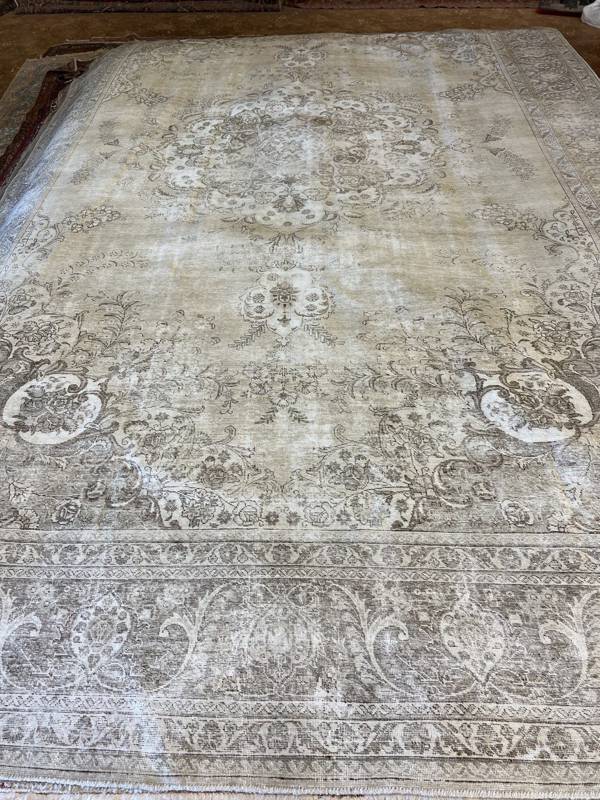 Rug Design: Tabriz Persian  Rug#: 202187 Rug Size: 11.3x18.4 ft
