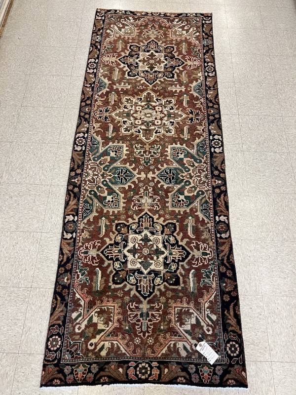 Rug Design: Heriz Persian  Rug#: 5076 Rug Size: 3.4 ft x9 ft