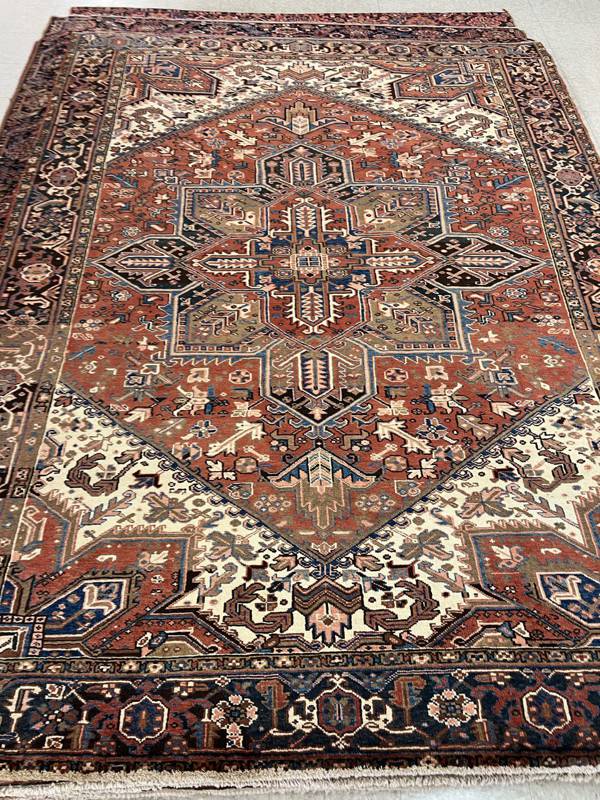 Rug Design: Serapi Persian Rug#: 5187 Rug Size: 8 ft x 10.10 t