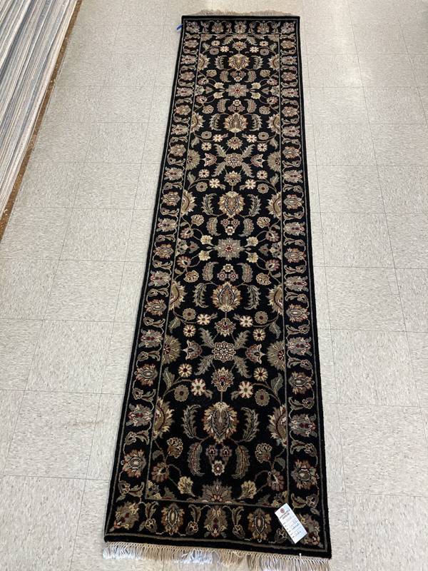 Rug Design: Tabriz India  Rug#: 5515 Rug Size: 2.6 ft x9.9 ft