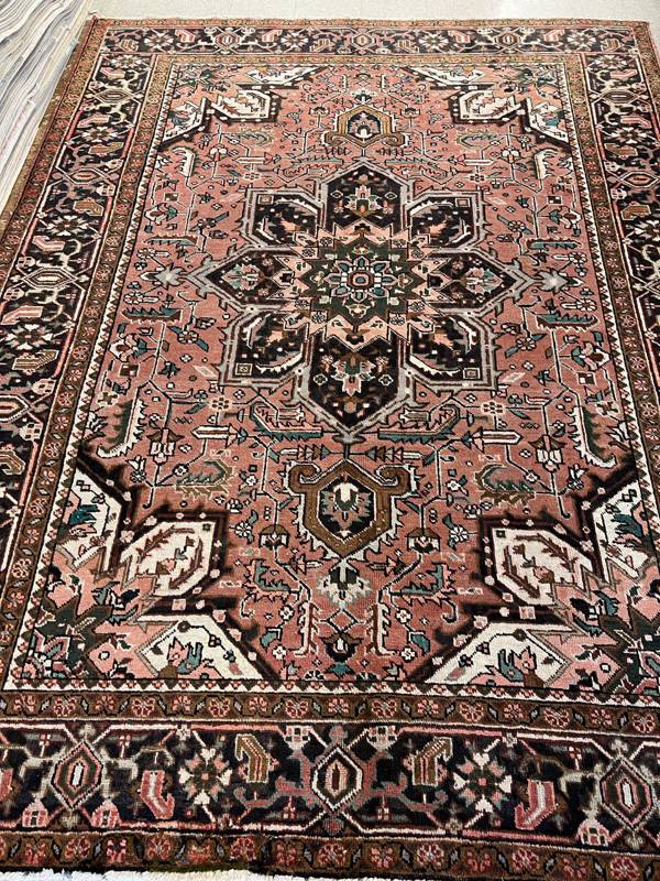 Rug Design: Serapi Persian Rug#: 7080 Rug Size: 8.3 ft x 10.9 ft